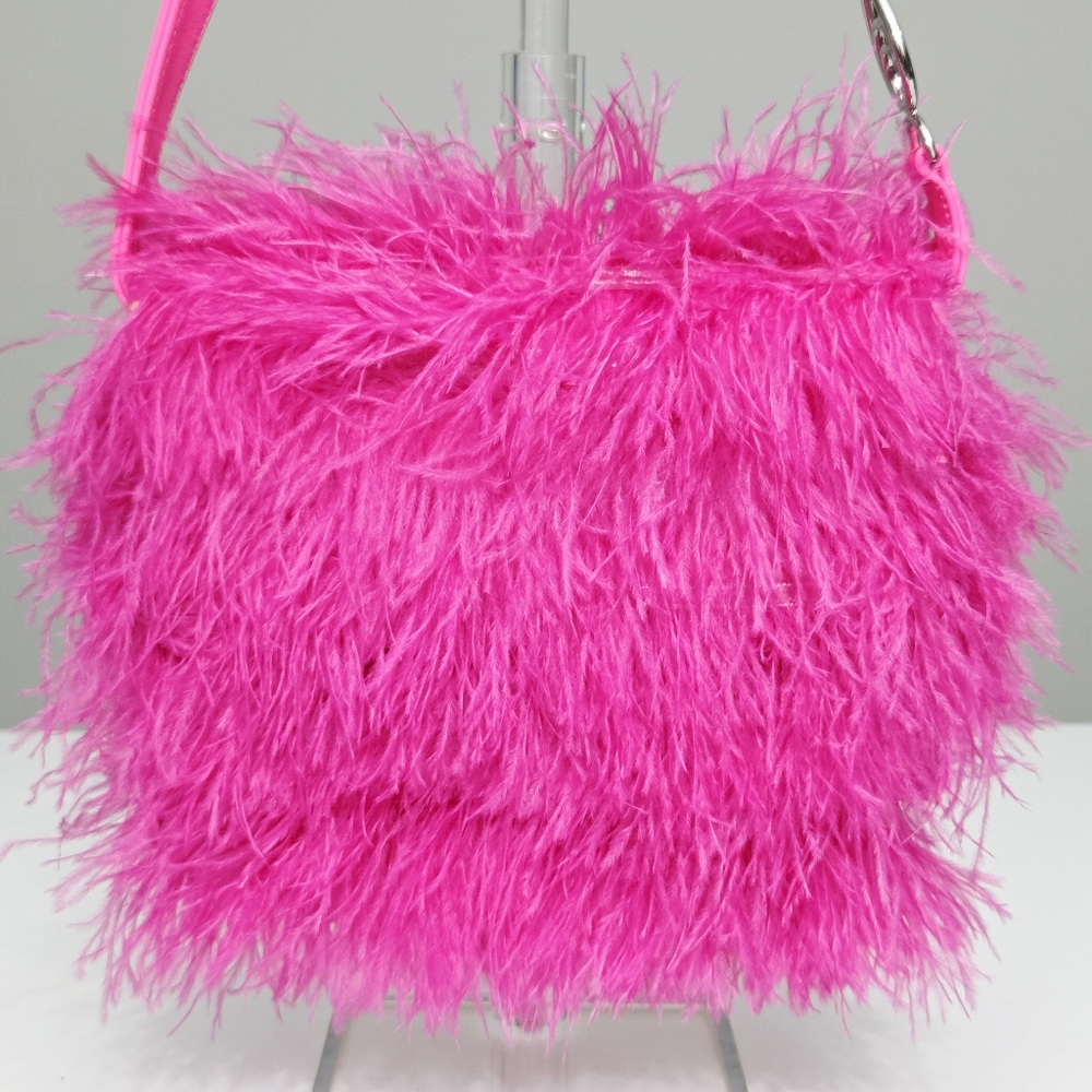 BROTHER VELLIES LIJADU OSTRICH FEATHER SHOULDER BAG IN HOT PINK - Picture 3 of 10